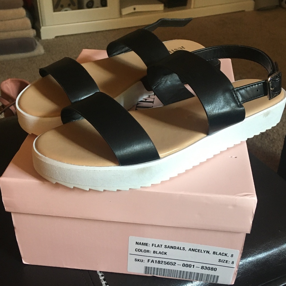 Ancelyn Flat Sandal - JustFab